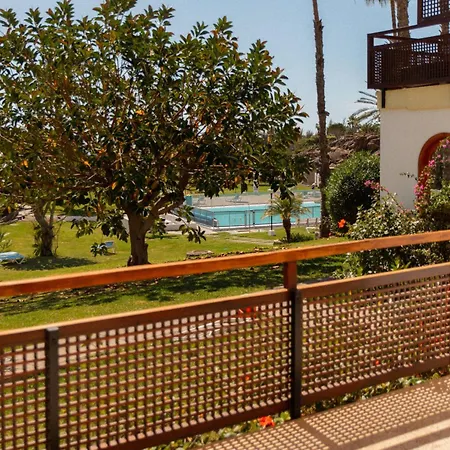 Rocas Rojas Apartment *