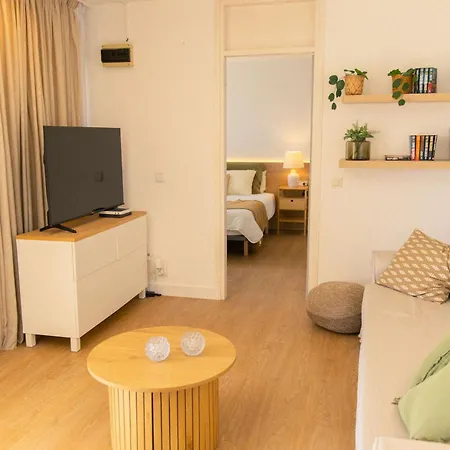 Rocas Rojas Apartment *