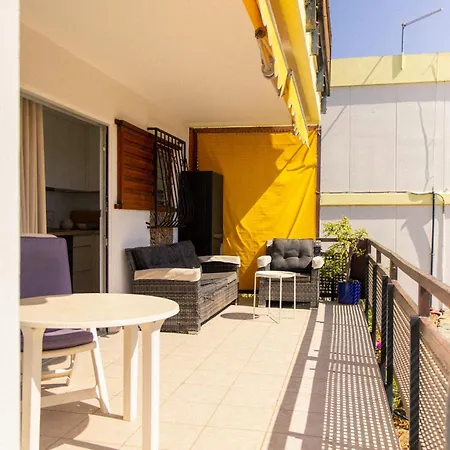 Rocas Rojas Apartment *